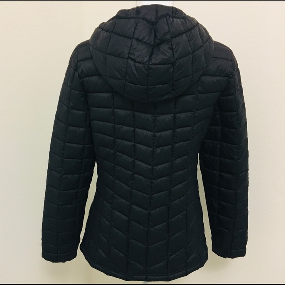 Reebok Standard Glacier Shield Hooded Jacket - Picture 6 of 11